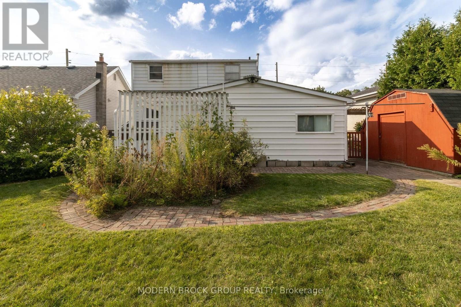 












35 BROADWAY AVENUE

,
Brockville,




Ontario
K6V1T9

