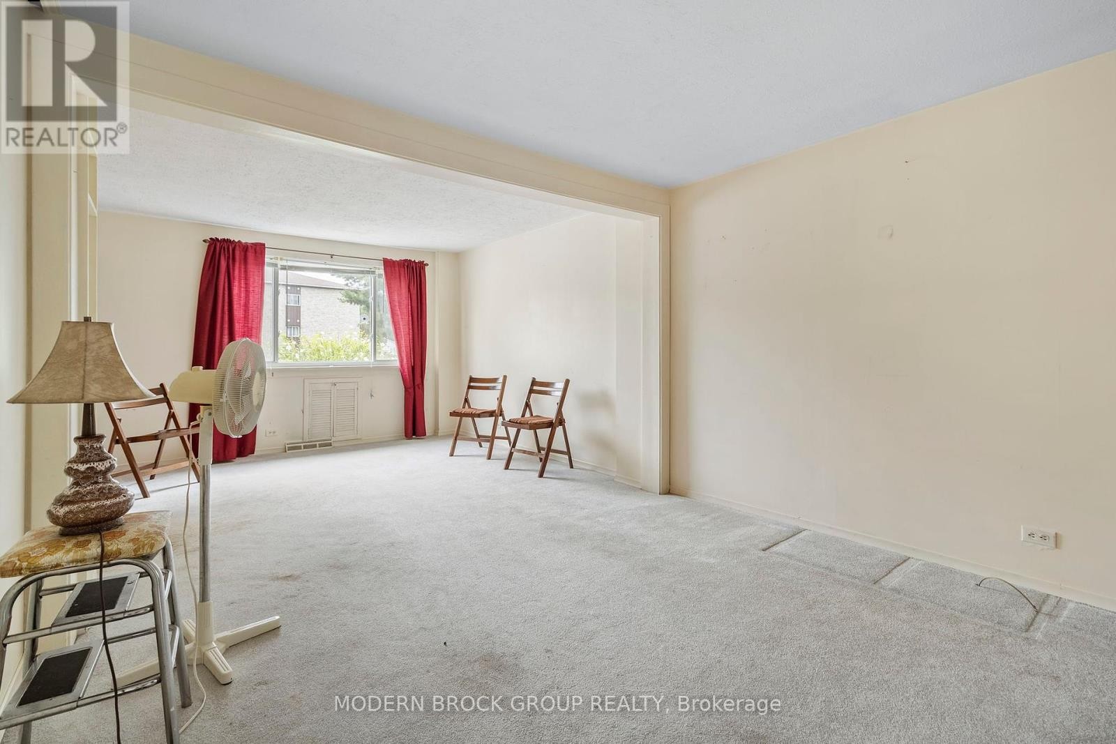 












35 BROADWAY AVENUE

,
Brockville,




Ontario
K6V1T9

