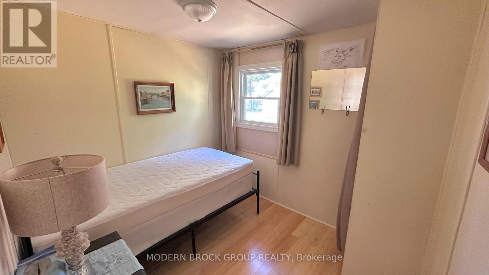 












1221 LB12 ROAD

,
Rideau Lakes,




Ontario
K0E1G0

