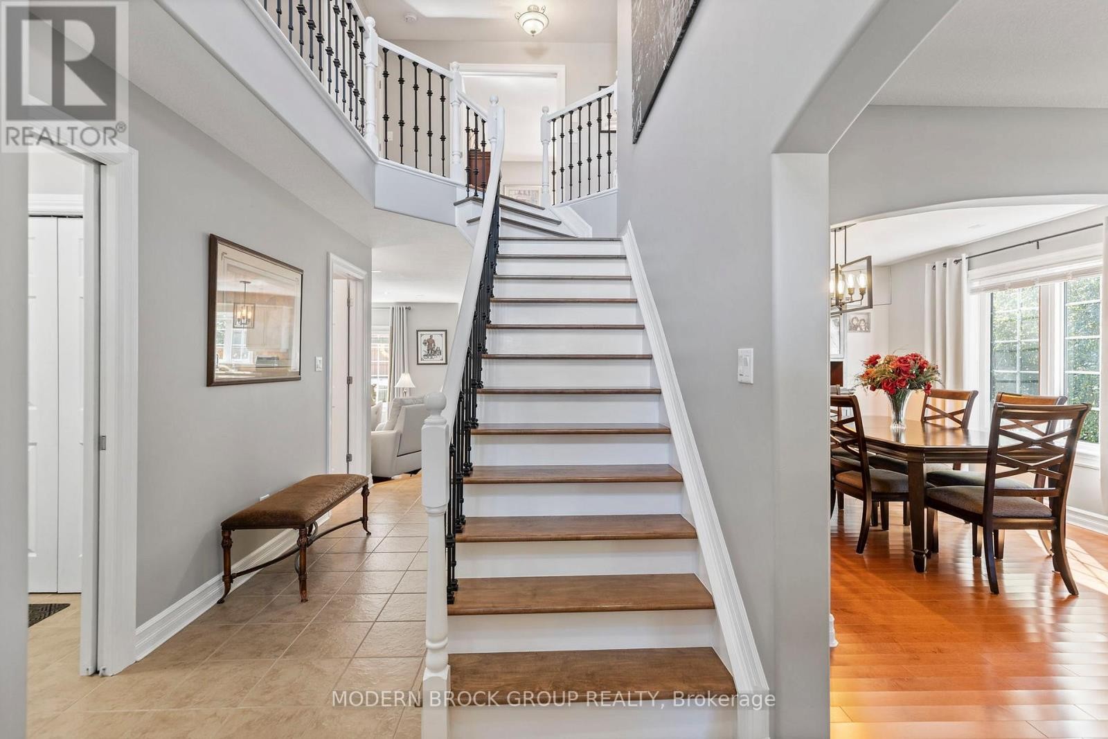 












1021 KINGSWOOD STREET

,
Brockville,




Ontario
K6V7G1

