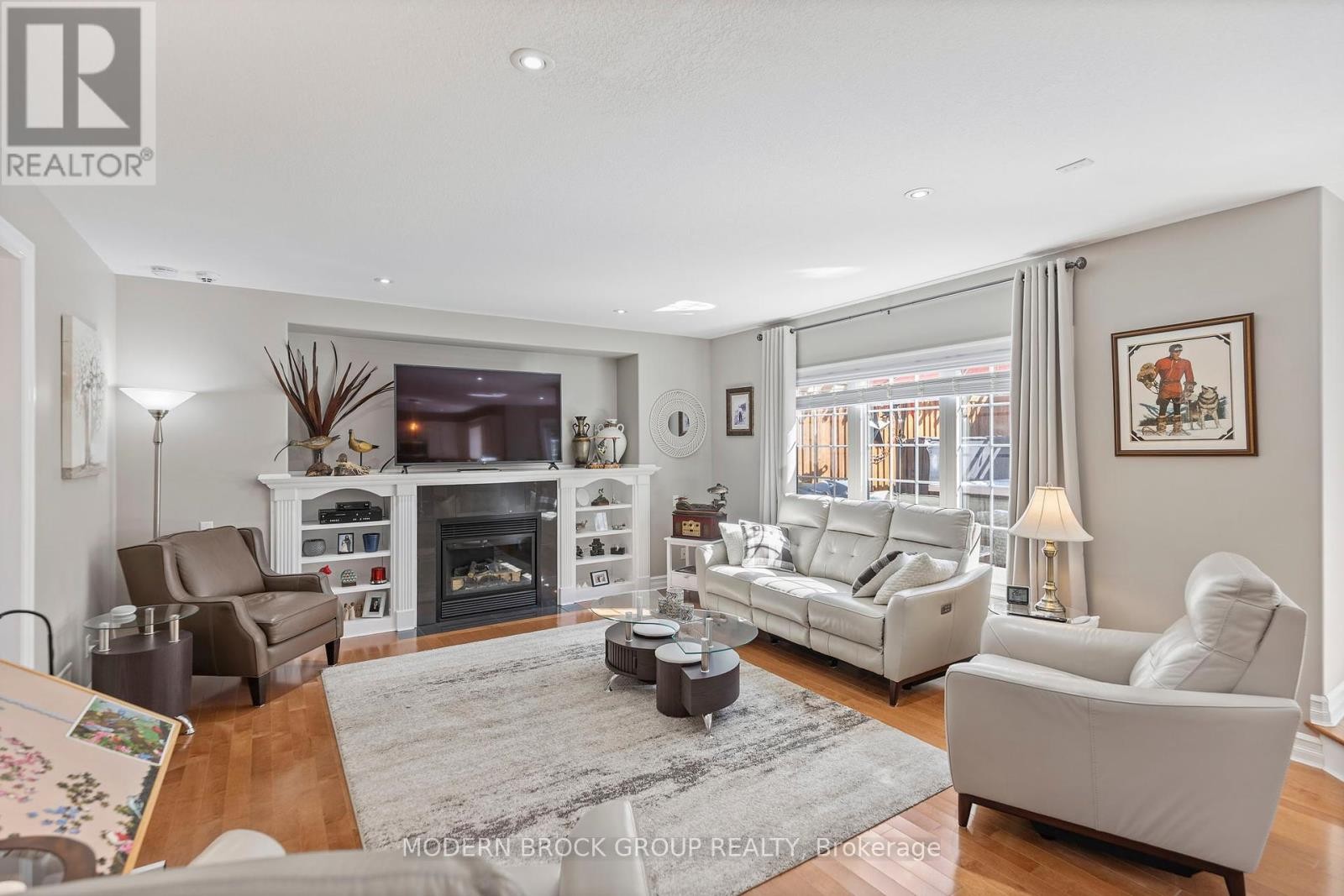 












1021 KINGSWOOD STREET

,
Brockville,




Ontario
K6V7G1

