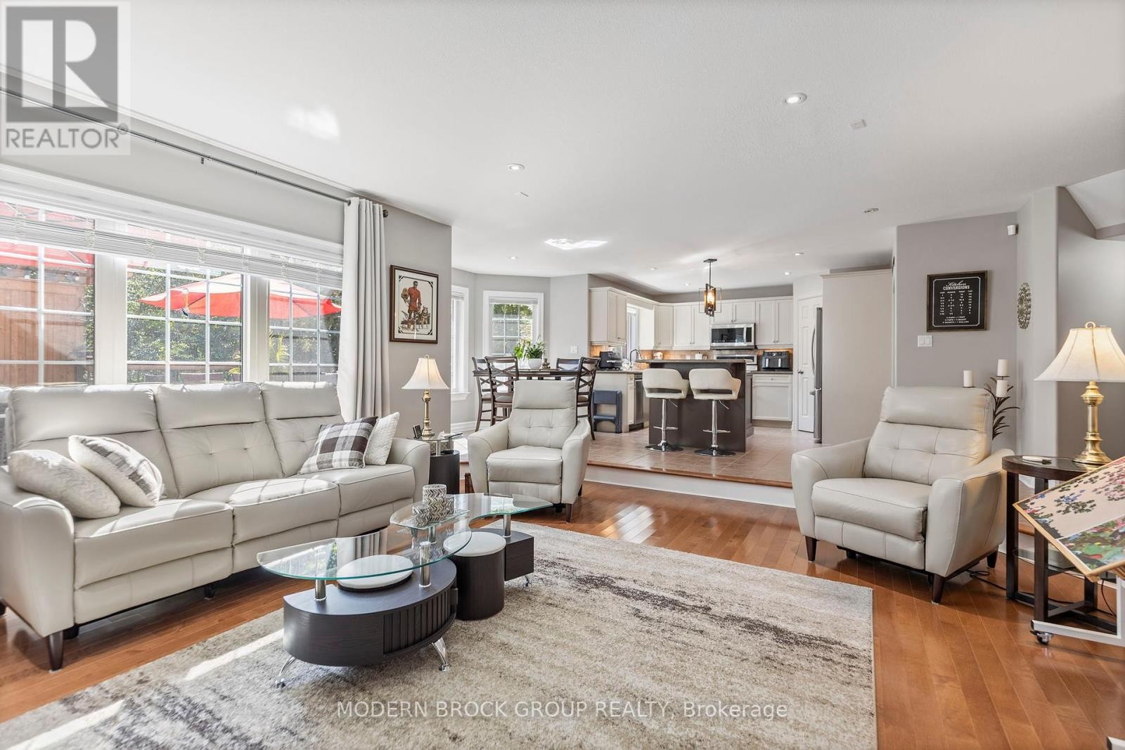 












1021 KINGSWOOD STREET

,
Brockville,




Ontario
K6V7G1

